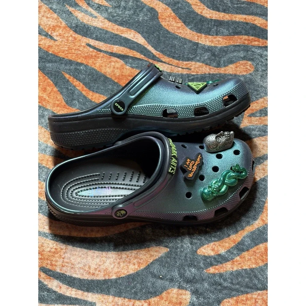 Crocs Harry Potter Dark Arts Iridescent Clog With Charms - Men's 11